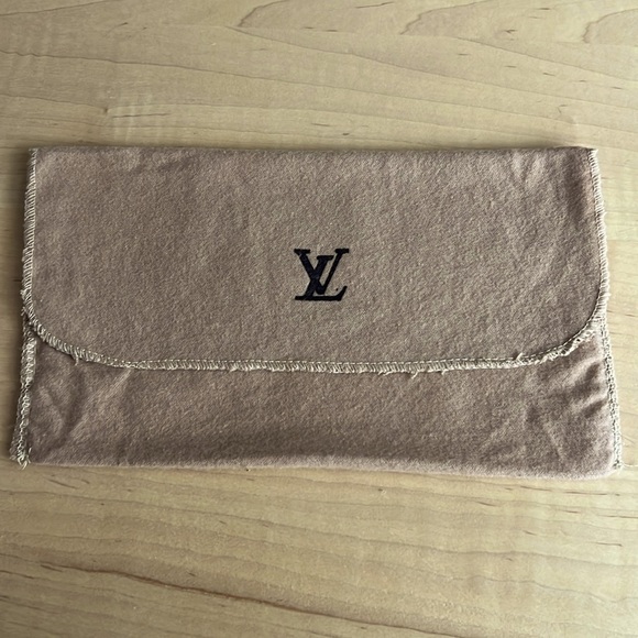 Louis Vuitton Handbags - LOUIS VUITTON Dust Bag for Wallet or Clutch